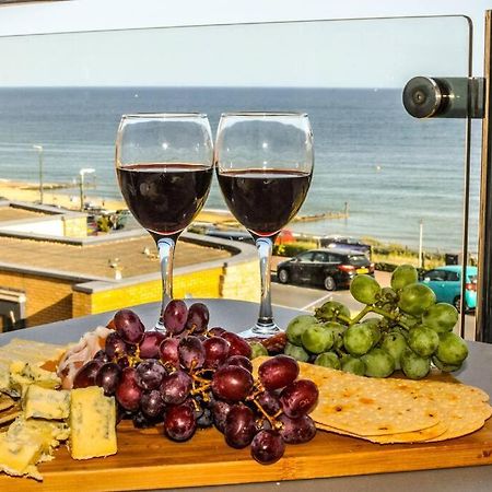 Soho Beach Apartment With Fabulous Sea View And 2 Minutes To The Beach With Free Parking And Netflix 본머스 외부 사진